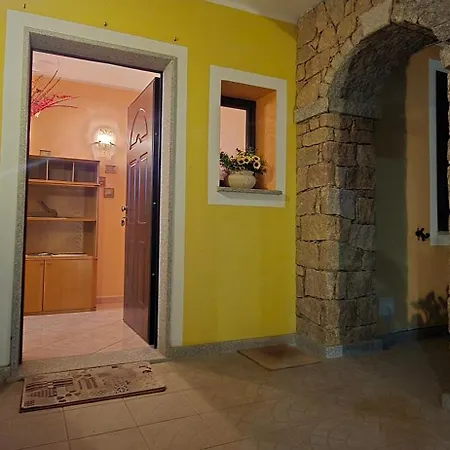 Pierpaola קאסטלסארדו